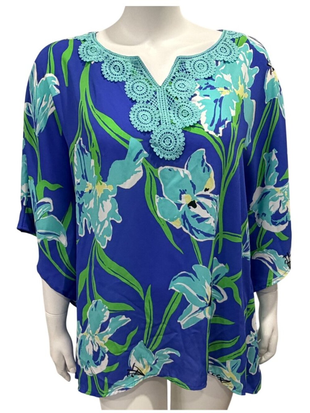 Quacker Factory Iris Beauty and Lace Butterfly Top Blue Womens S A640088